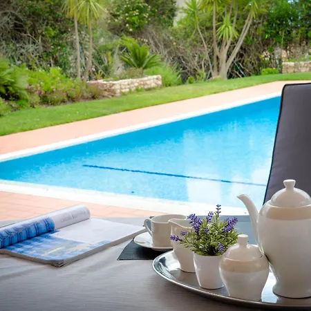 Montanha, 4 Bedroom Villa, With Swimming Pool, Loungers And Alfresco Dining, 10 Min Walk To The Beautiful Da Beach, Shops, Bars And Restaurants! Villa *